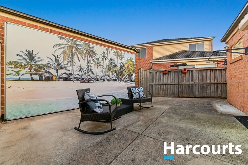 Photo - 72 Moondarra Drive, Berwick VIC 3806 - Image 12