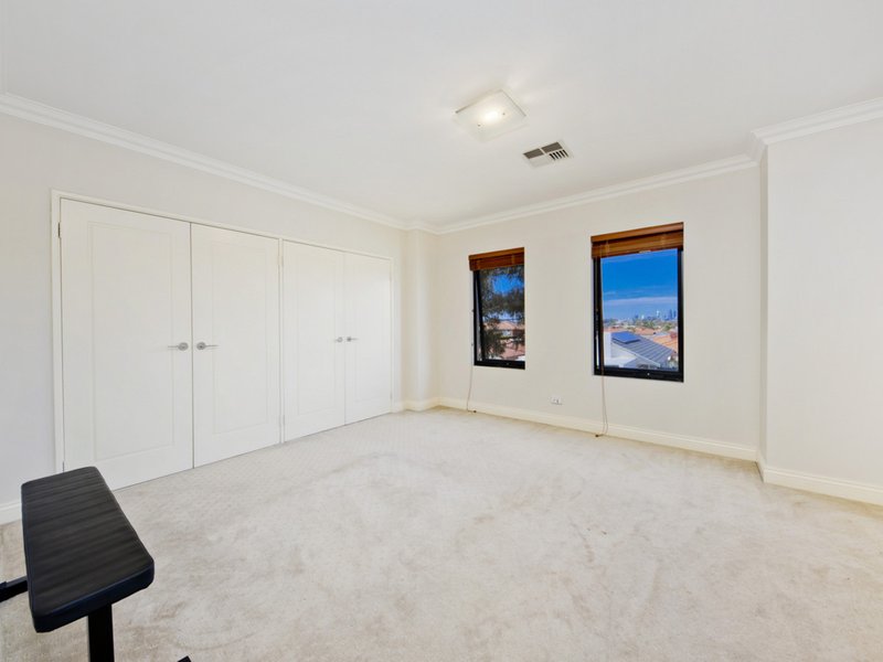 Photo - 72 Moulden Avenue, Yokine WA 6060 - Image 19