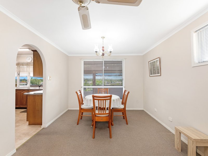 Photo - 72 Murphy Street, Point Vernon QLD 4655 - Image 4