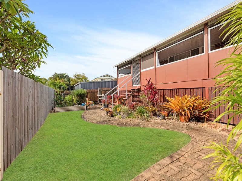 Photo - 72 Murphy Street, Point Vernon QLD 4655 - Image 9