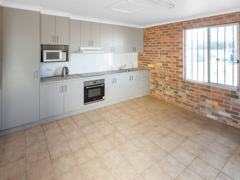 Photo - 72 Murray Road, Yoogali NSW 2680 - Image 5