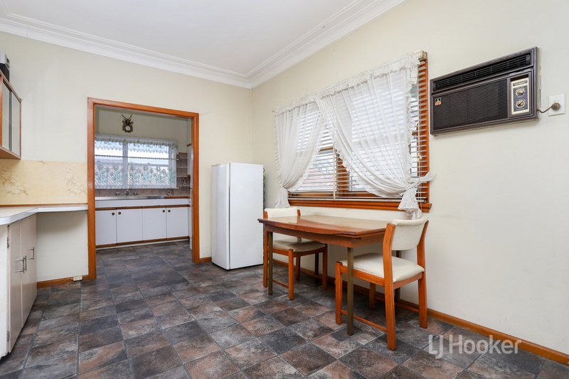 Photo - 72 Newhaven Avenue, Blacktown NSW 2148 - Image 5