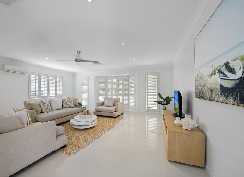 Photo - 72 Newport Drive, Robina QLD 4226 - Image 21