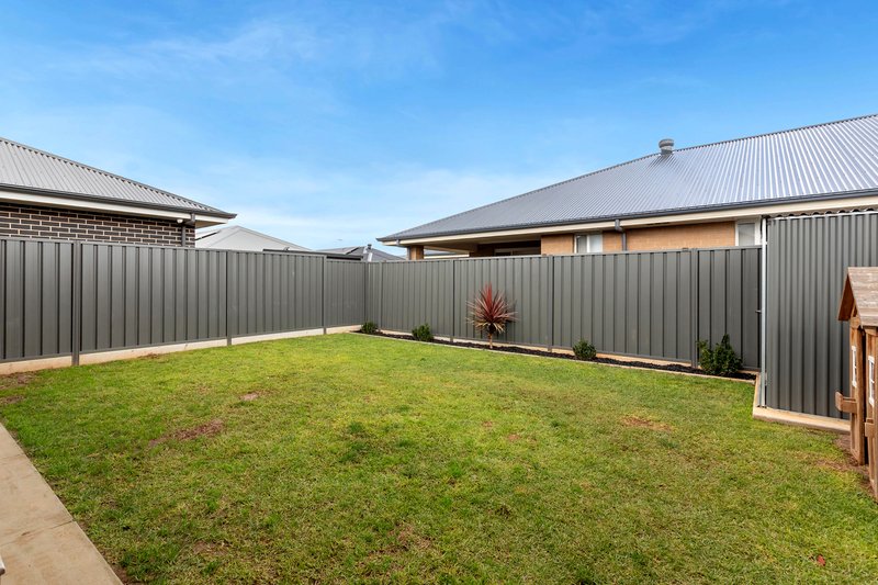 Photo - 72 Newton Boulevard, Munno Para SA 5115 - Image 21