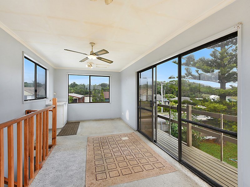 Photo - 72 Northcote Avenue, Swansea Heads NSW 2281 - Image 10