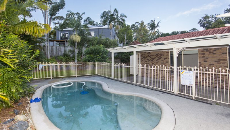 Photo - 72 Pacific Pines Boulevard, Pacific Pines QLD 4211 - Image 1