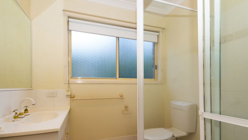 Photo - 72 Pacific Pines Boulevard, Pacific Pines QLD 4211 - Image 7