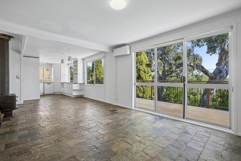 Photo - 72 Perry Drive, Chapman ACT 2611 - Image 5