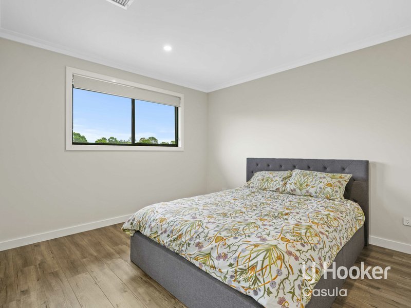 Photo - 72 Plumegrass Avenue, Denham Court NSW 2565 - Image 10