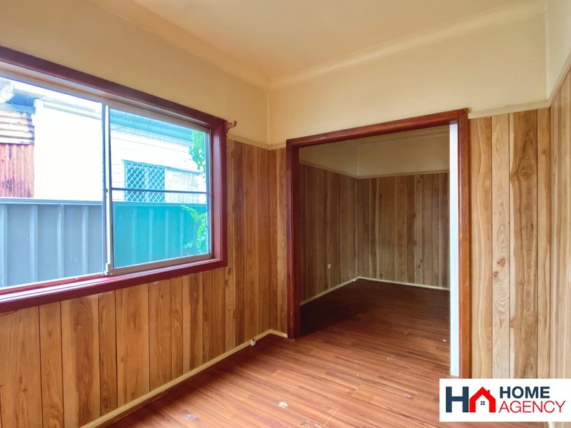 Photo - 72 Queen Street, Canley Heights NSW 2166 - Image 4