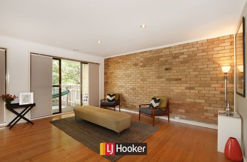 Photo - 72 Redfern Street, Cook ACT 2614 - Image 3