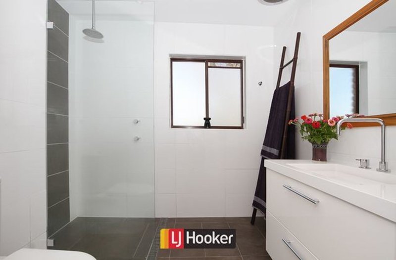 Photo - 72 Redfern Street, Cook ACT 2614 - Image 9