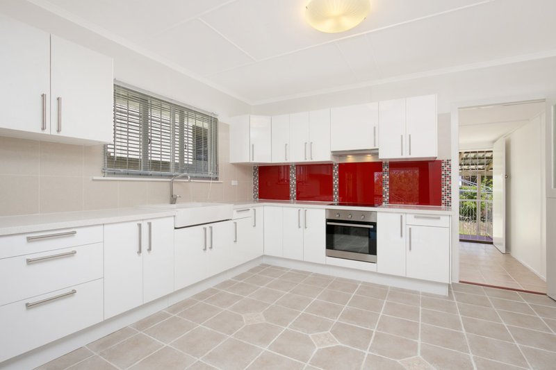 Photo - 72 Ridge Street, Greenslopes QLD 4120 - Image 3