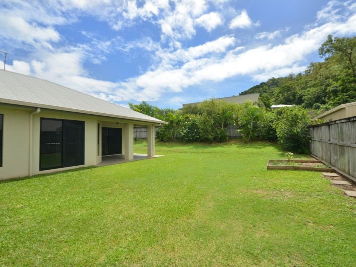 Photo - 72 Roberts Drive, Trinity Beach QLD 4879 - Image 15