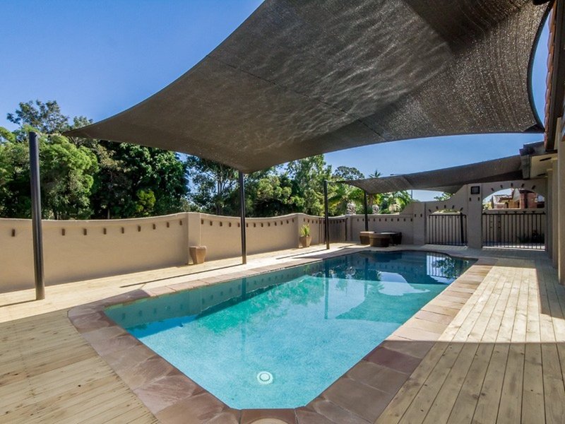 Photo - 72 Ron Penhaligon Way, Robina QLD 4226 - Image 9