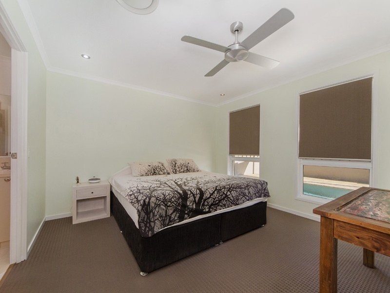 Photo - 72 Ron Penhaligon Way, Robina QLD 4226 - Image 11