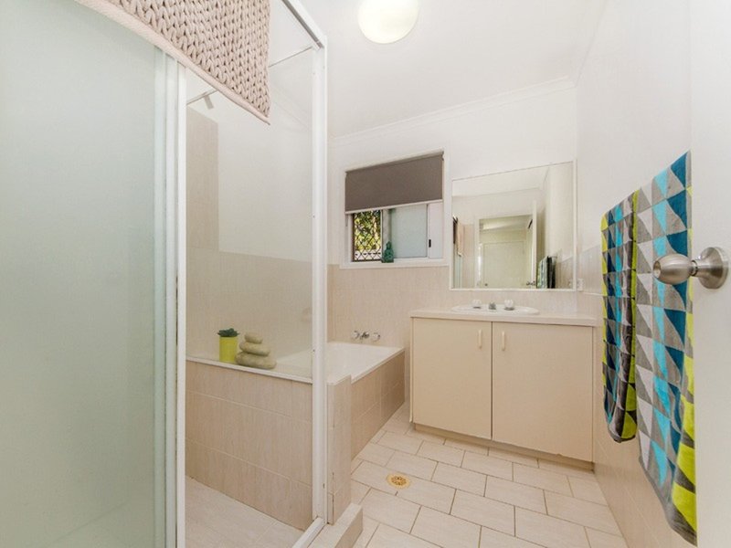 Photo - 72 Ron Penhaligon Way, Robina QLD 4226 - Image 16