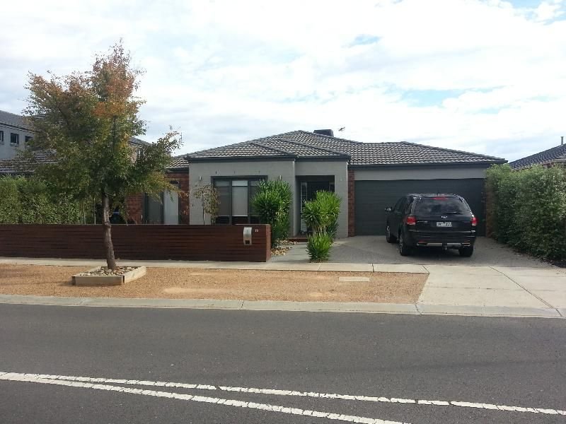72 Rowland Drive, Point Cook VIC 3030