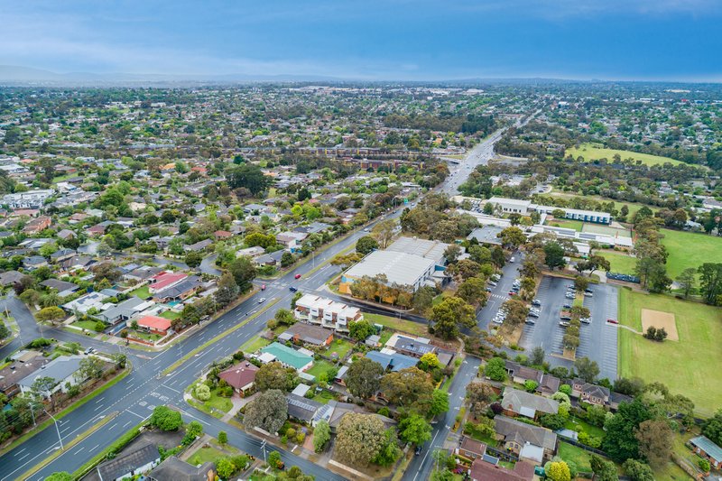 Photo - 72 Roy Street, Donvale VIC 3111 - Image 12