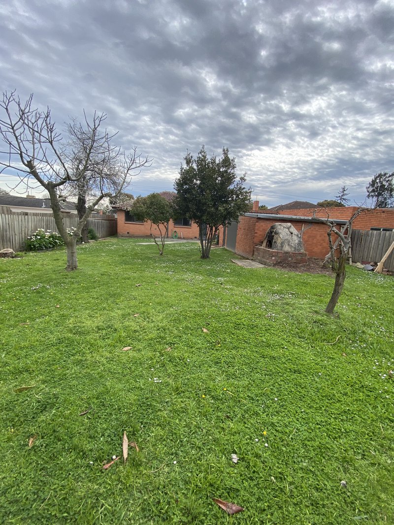 Photo - 72 Shafer Road, Blackburn North VIC 3130 - Image 10