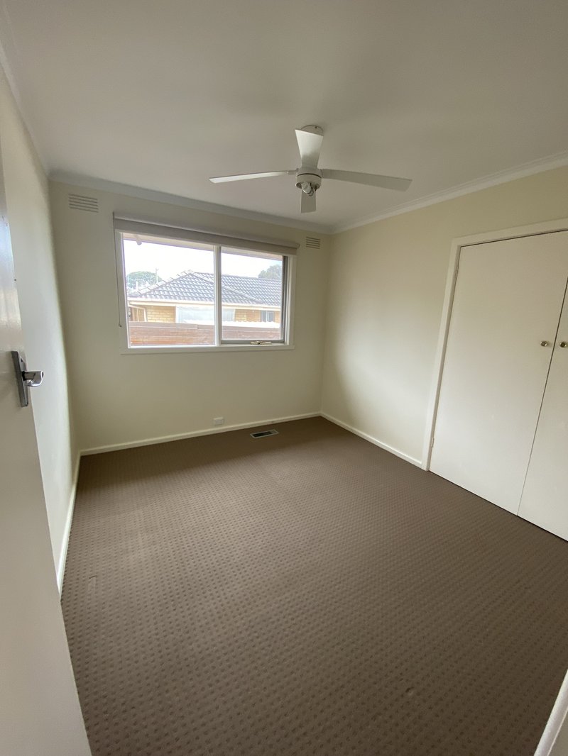 Photo - 72 Shafer Road, Blackburn North VIC 3130 - Image 12