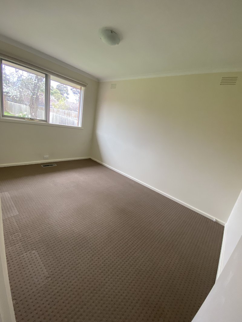 Photo - 72 Shafer Road, Blackburn North VIC 3130 - Image 14