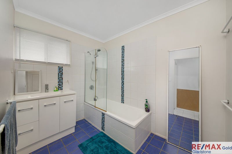 Photo - 72 Shaw Street, New Auckland QLD 4680 - Image 9