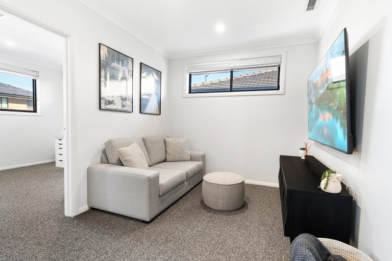 Photo - 72 Sixteenth Avenue, Austral NSW 2179 - Image 3