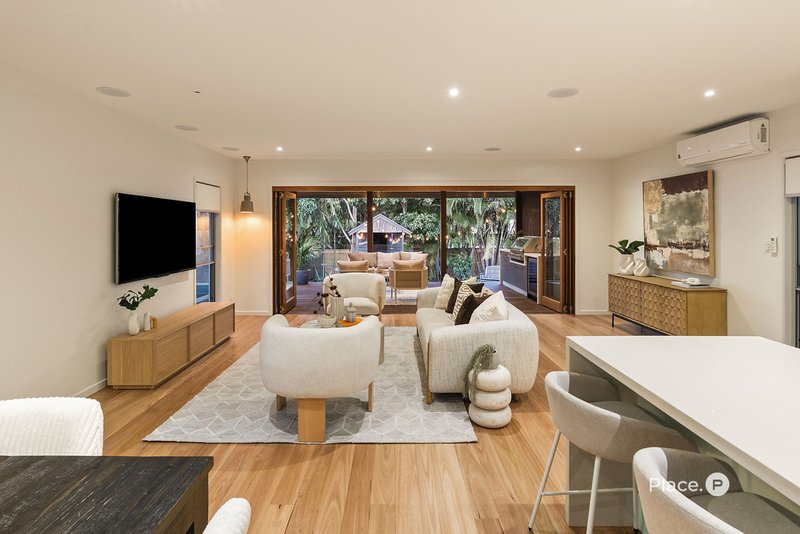 Photo - 72 Smallman Street, Bulimba QLD 4171 - Image 6