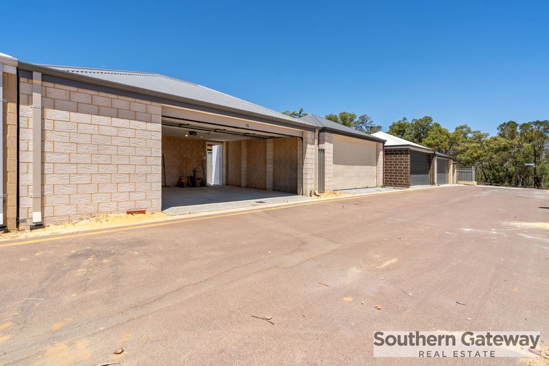 Photo - 72 Somerford Promenade, Wellard WA 6170 - Image 25