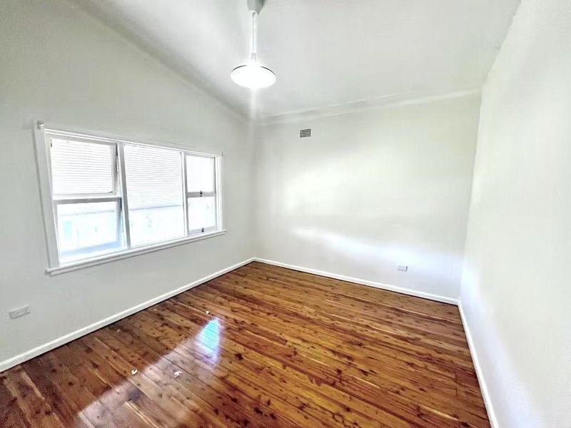 Photo - 72 Somerset Street, Epping NSW 2121 - Image 4