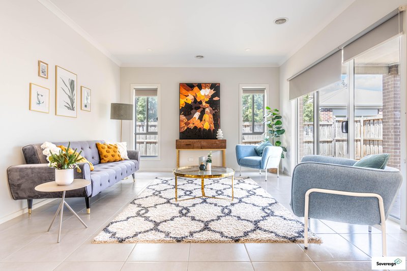 Photo - 72 Spirit Boulevard, Cranbourne East VIC 3977 - Image 3