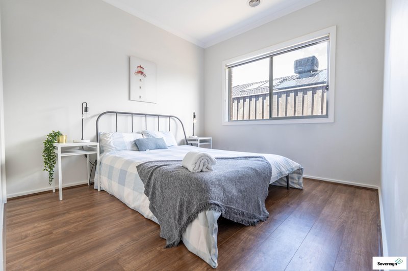 Photo - 72 Spirit Boulevard, Cranbourne East VIC 3977 - Image 14