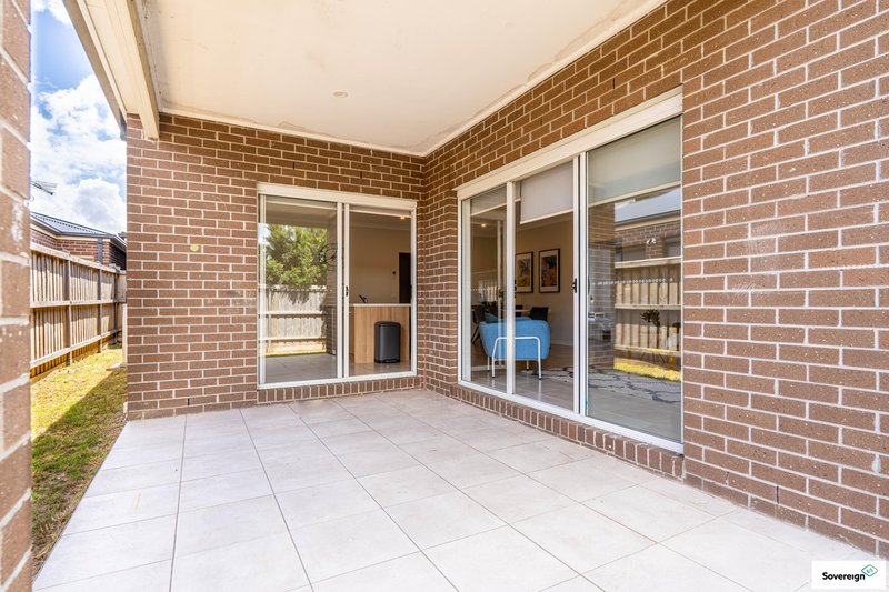 Photo - 72 Spirit Boulevard, Cranbourne East VIC 3977 - Image 17