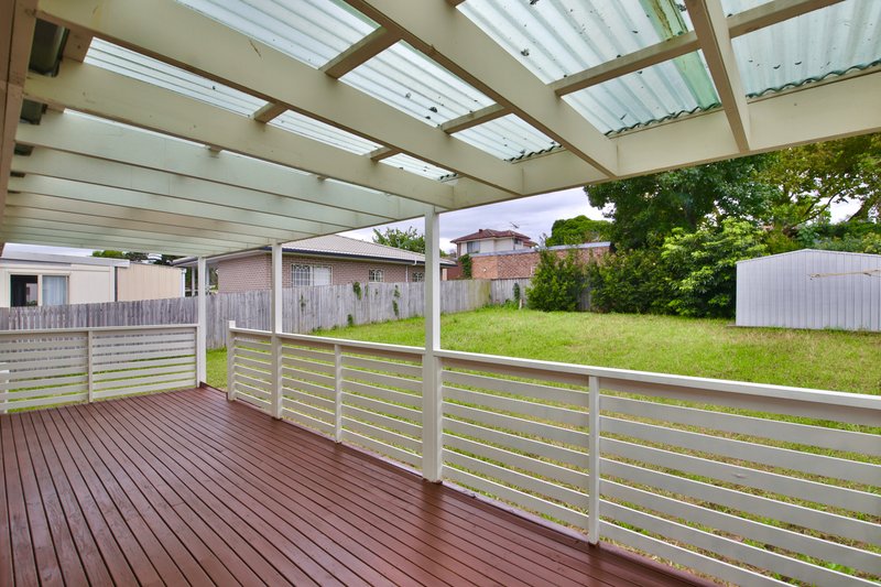 Photo - 72 Stansfield Avenue, Bankstown NSW 2200 - Image 6