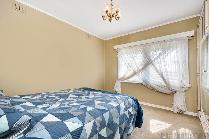 Photo - 72 Strathfield Terrace, Largs North SA 5016 - Image 9