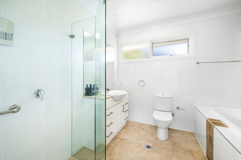 Photo - 72 Sydney Road, Warriewood NSW 2102 - Image 7