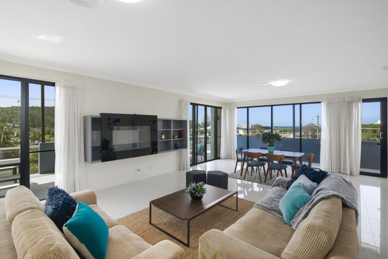 Photo - 7/2 Tallebudgera Drive, Palm Beach QLD 4221 - Image 10