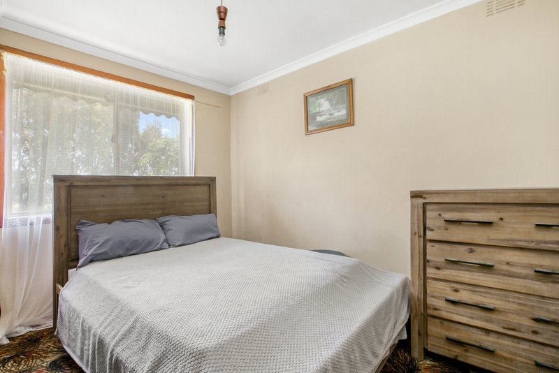 Photo - 72 The Fairway, Kingsbury VIC 3083 - Image 8