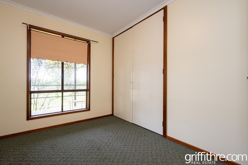 Photo - 72 Thompson Road, Hanwood NSW 2680 - Image 8