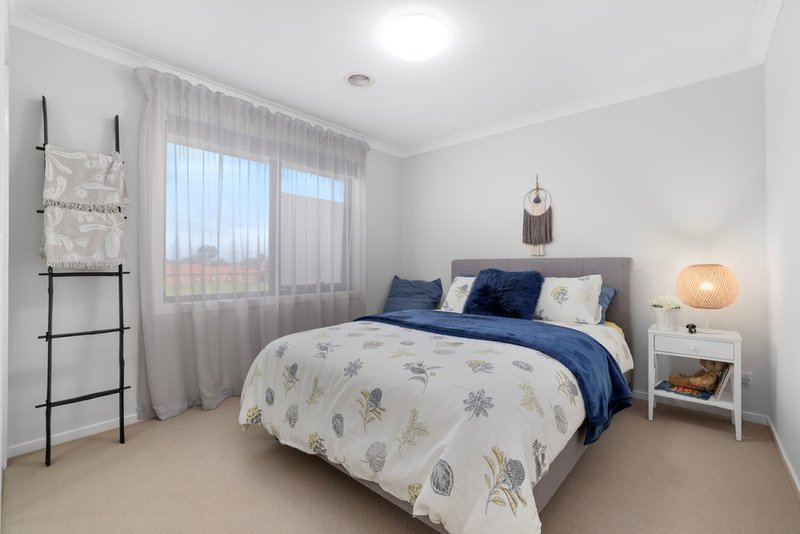 Photo - 72 Tower Road, Werribee VIC 3030 - Image 18