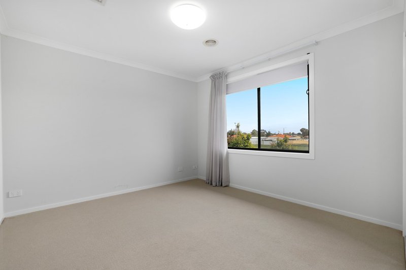 Photo - 72 Tower Road, Werribee VIC 3030 - Image 19