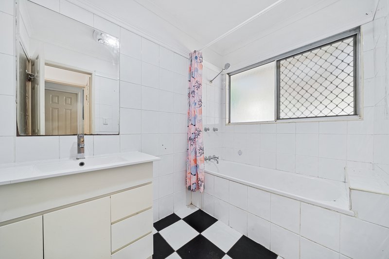 Photo - 72 Tweedvale Street, Beenleigh QLD 4207 - Image 6