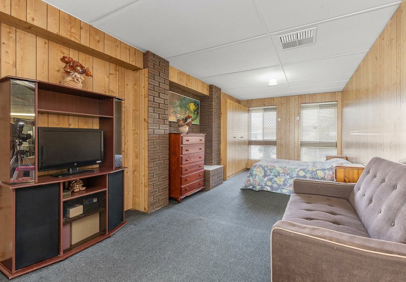 Photo - 72 Wanaping Road, Kenwick WA 6107 - Image 13