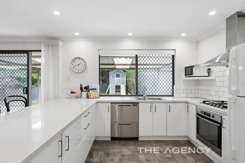 Photo - 72 Warner Drive, Padbury WA 6025 - Image 5
