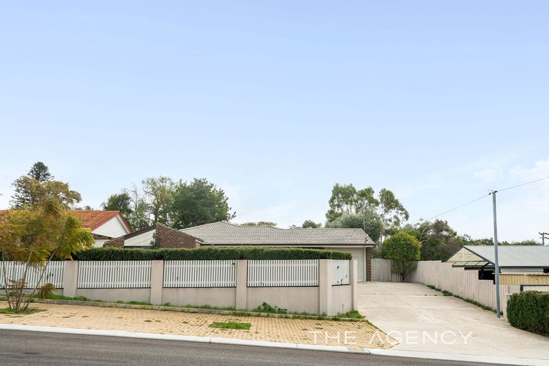 Photo - 72 Warner Drive, Padbury WA 6025 - Image 27