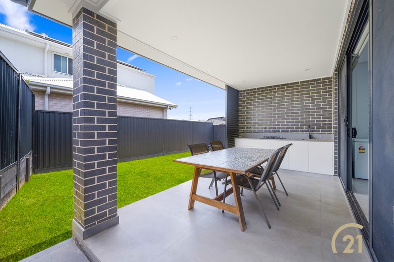 Photo - 72 Water Gum Road, Gregory Hills NSW 2557 - Image 13