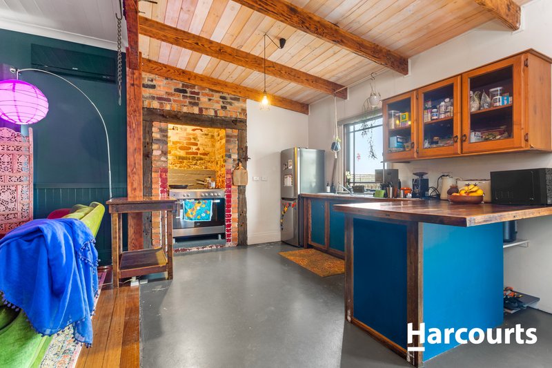 Photo - 72 West Goderich Street, Deloraine TAS 7304 - Image 3