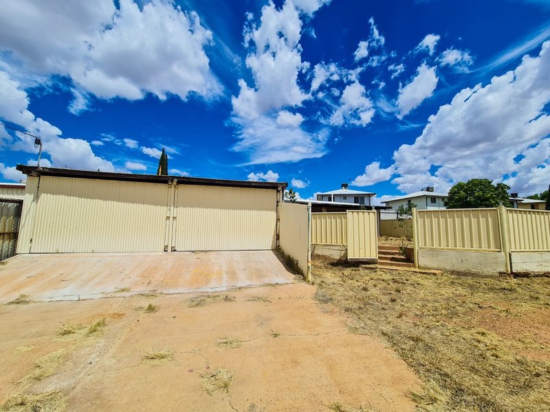 72 West Street, Mount Isa QLD 4825