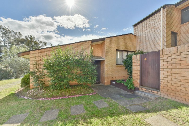 7/2 Whipbird Avenue, Ingleburn NSW 2565